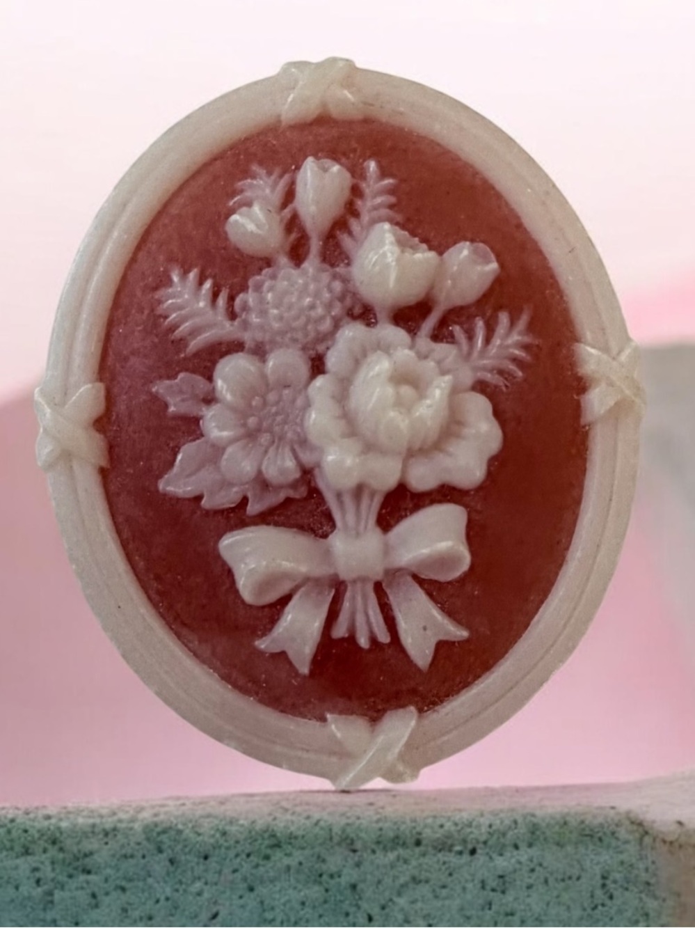 Avon Floral Bouquet Cameo Brooch Red & White
